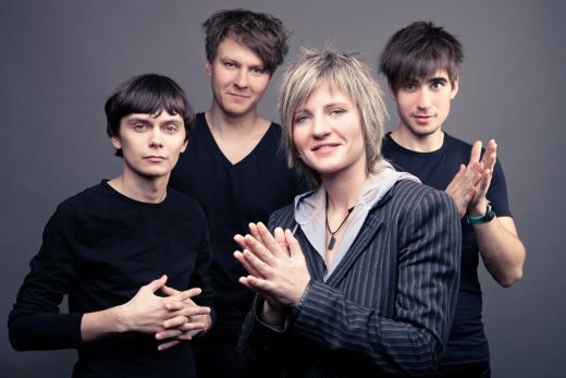 MONOЛИЗА – российская рок-группа